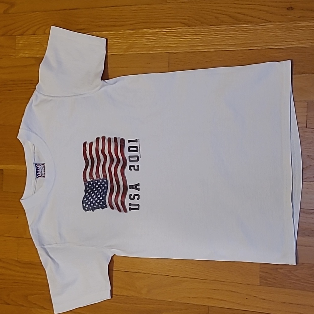 Vintage September 11 2001 Women's Small Cotton American Flag T-Shirt Patriotic